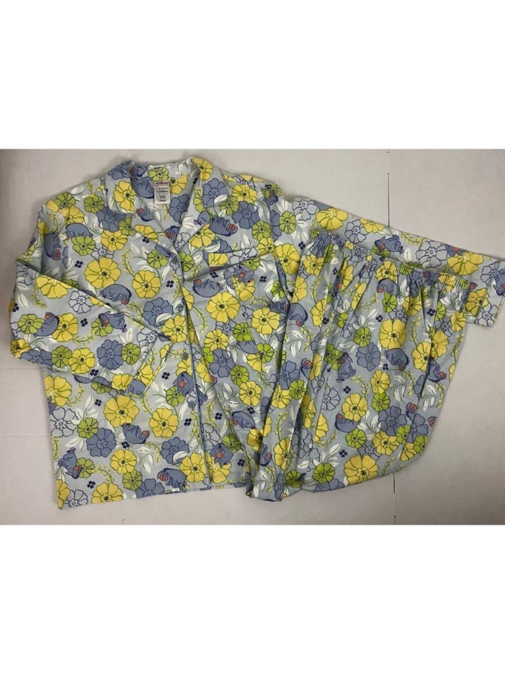 Disney Store women's L Flannel Pajama Set Winnie the Pooh Eeyore Floral NWOT